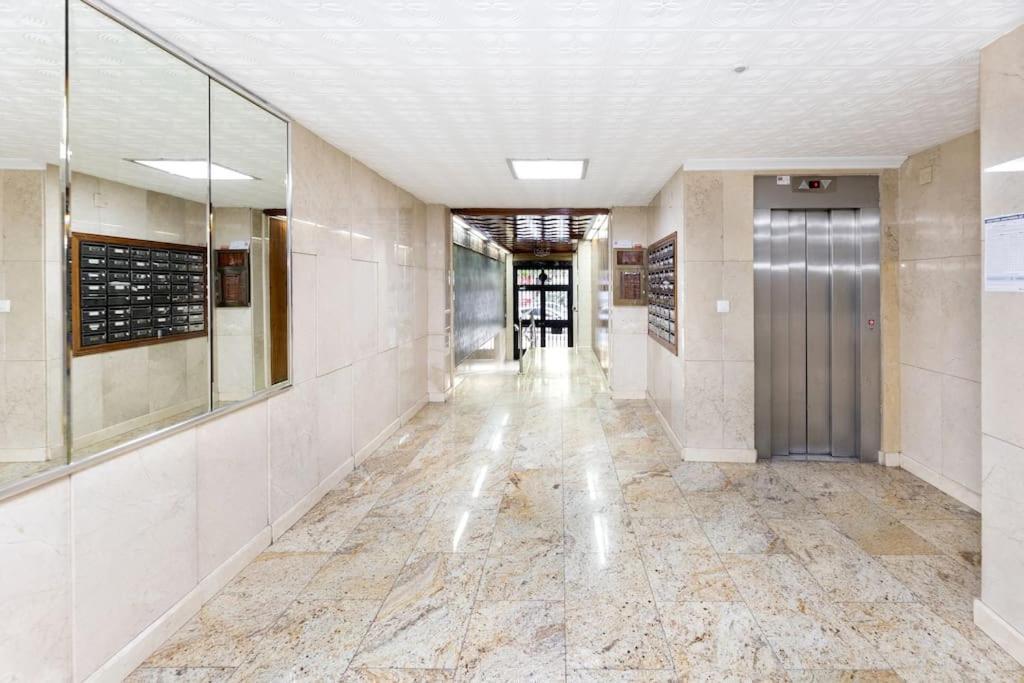 Precioso piso con terraza en centro de Granada Apartamento Exterior foto