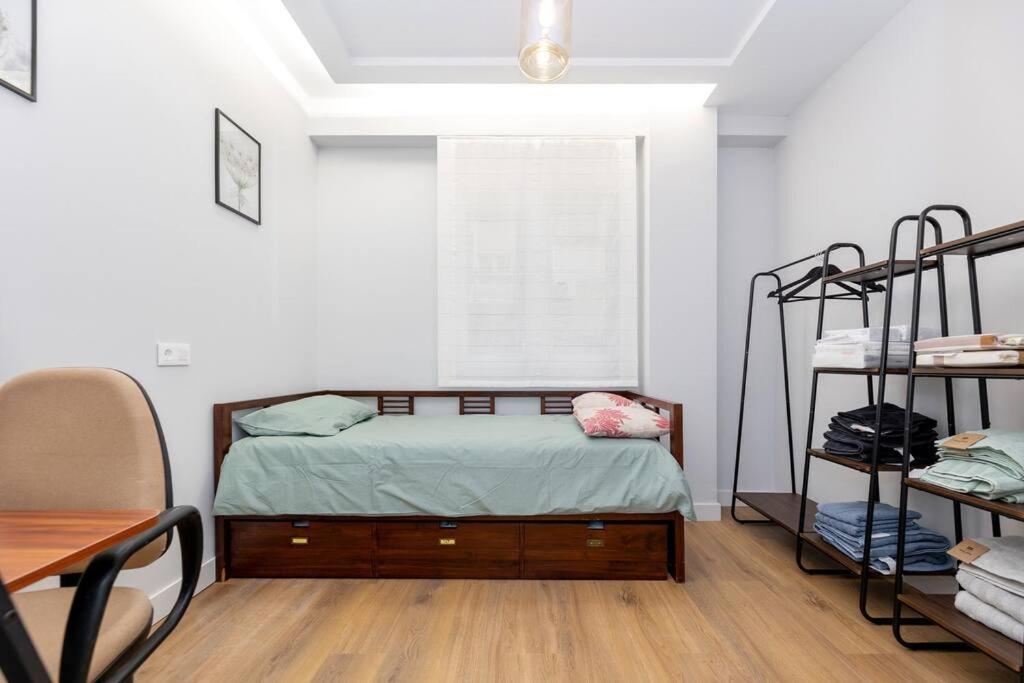 Precioso piso con terraza en centro de Granada Apartamento Exterior foto