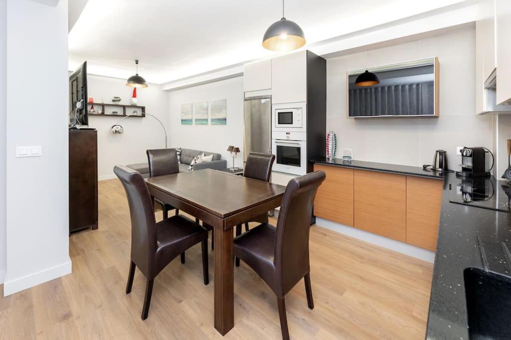 Precioso piso con terraza en centro de Granada Apartamento Exterior foto